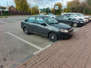 2015 Lada (ВАЗ) Granta I, серый, 255000 рублей, вид 2