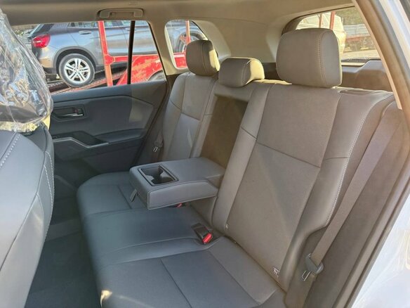 2026 Toyota RAV4 VI (XA60), белый, 4286800 рублей - вид 18
