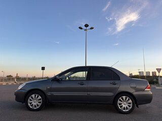 2005 Mitsubishi Lancer IX Рестайлинг, серый, 335000 рублей, вид 2
