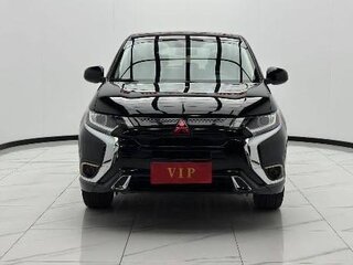 2022 Mitsubishi Outlander III Рестайлинг 3, чёрный, 2350000 рублей, вид 1