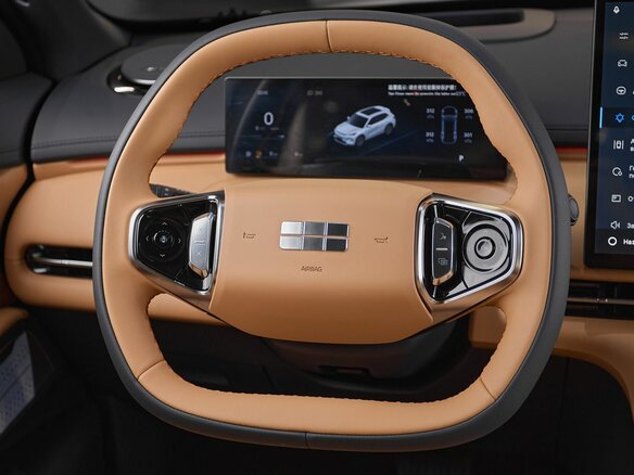 2026 Geely EX5 Гибрид EM-i, чёрный - вид 10