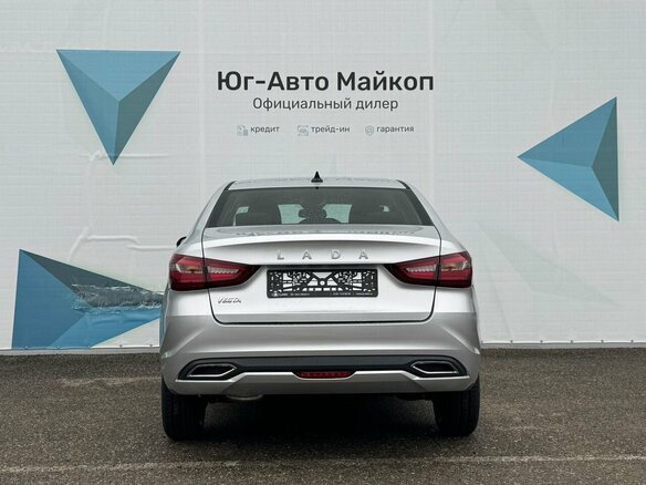2026 Lada (ВАЗ) Vesta I Рестайлинг (NG), серебристый, 1755000 рублей - вид 2