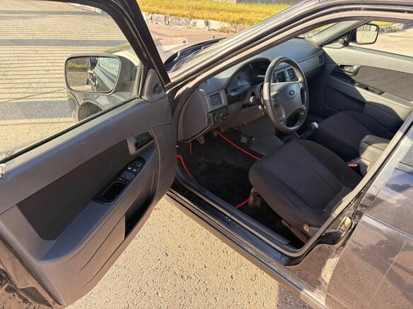 2010 Lada (ВАЗ) Priora I, чёрный, 186000 рублей - вид 12