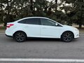 2011 Ford Focus III, белый, 900000 рублей - вид 3