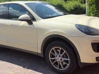 2015 Porsche Cayenne Diesel II Рестайлинг (958), бежевый, 3700000 рублей, вид 1