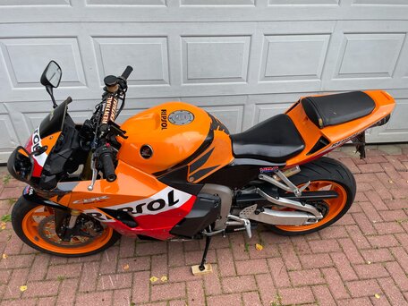 2013 Honda CBR 600RR, оранжевый, 639000 рублей, вид 4