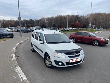 2017 Lada (ВАЗ) Largus I, белый, 470000 рублей, вид 1