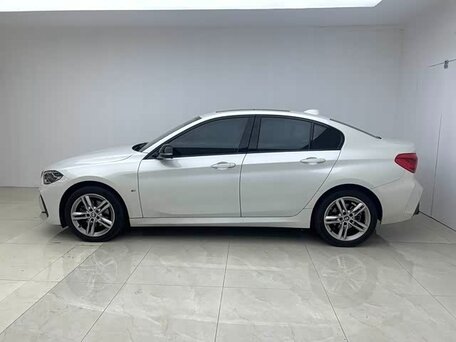2021 BMW 1 серии 120i III (F52) Рестайлинг, белый, 1750000 рублей, вид 4