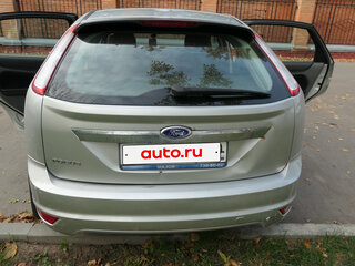 2009 Ford Focus II Рестайлинг, серебристый, 550000 рублей, вид 5