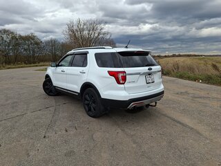2016 Ford Explorer V Рестайлинг, белый, 3300000 рублей, вид 4