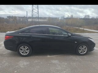 2011 Hyundai Sonata VI (YF), чёрный, 1050000 рублей, вид 4