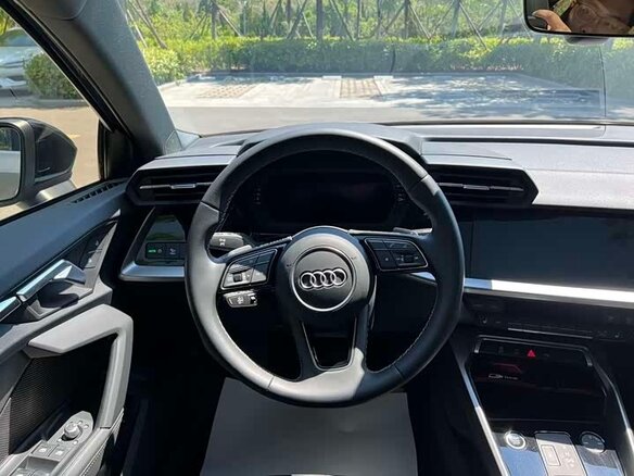 2022 Audi A3 35 TFSI IV (8Y), серый, 1840000 рублей - вид 17