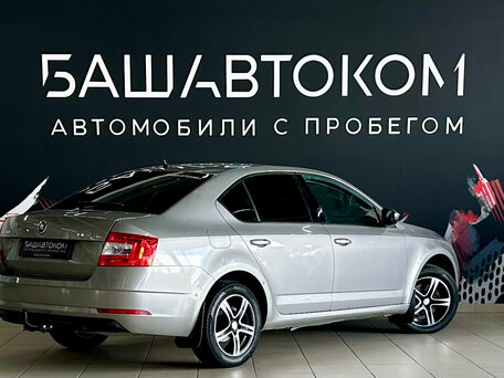 2019 Skoda Octavia III (A7) Рестайлинг, бежевый, 1540000 рублей, вид 4