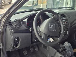 2026 Lada (ВАЗ) Granta Cross I Рестайлинг, серебристый, 1216000 рублей, вид 2