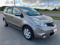 2013 Nissan Note I Рестайлинг, бежевый, 770000 рублей - вид 1