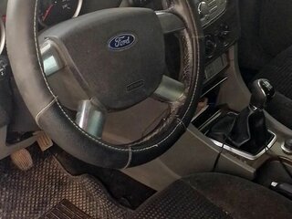 2008 Ford Focus II Рестайлинг, серебристый, 510000 рублей, вид 3