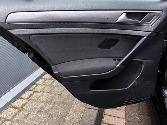 2019 Volkswagen Golf VII Рестайлинг, чёрный, 1779000 рублей - вид 12