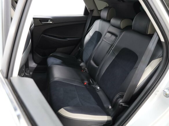 2018 Hyundai Tucson III, серебристый, 2170000 рублей - вид 8