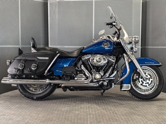 2008 Harley-Davidson Road King, синий, 977000 рублей