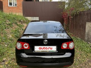 2008 Volkswagen Jetta V, чёрный, 600000 рублей, вид 3