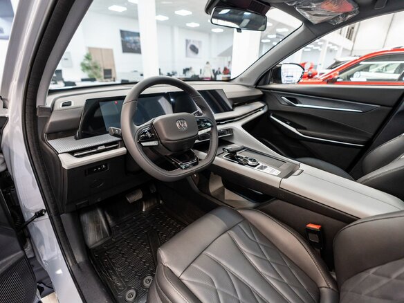 2024 Changan CS75 Plus III, серый, 2900000 рублей - вид 13