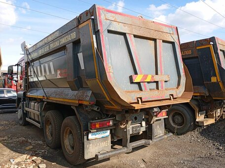 2023 Sinotruk Howo T5G, красный, 6050000 рублей, вид 4