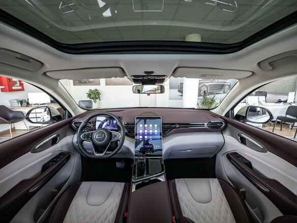2025 Bestune T90 I, серебристый, 3131000 рублей - вид 18