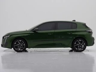 2023 Peugeot 308 III, зелёный, 1570017 рублей, вид 2