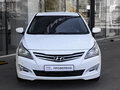 2015 Hyundai Solaris I Рестайлинг, белый - вид 1