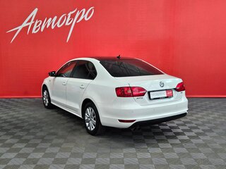 2013 Volkswagen Jetta VI, белый, 1199000 рублей, вид 3