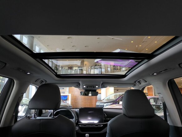 2026 Toyota Highlander IV (XU70), белый - вид 18