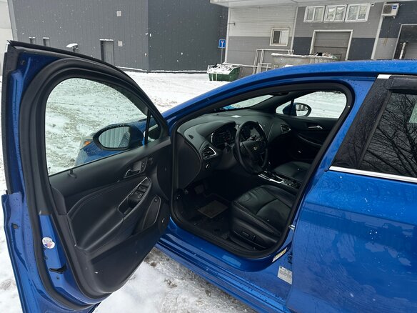 2016 Chevrolet Cruze II, синий, 1100000 рублей - вид 5