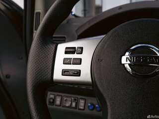 2010 Nissan Navara (Frontier) III (D40), серый, 2800000 рублей, вид 5