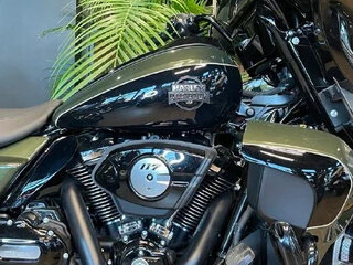 2026 Harley-Davidson Tri Glide, зелёный, 7150000 рублей, вид 3