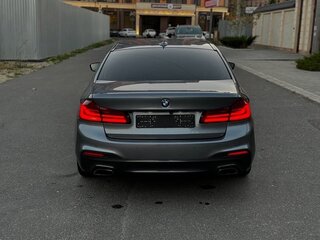 2019 BMW 5 серии 530d xDrive VII (G30/G31/G38), серый, 4500000 рублей, вид 4
