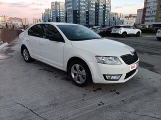 2015 Skoda Octavia III (A7), белый, 949000 рублей, вид 4