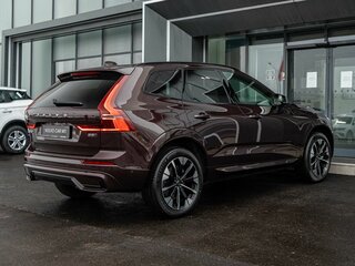 2026 Volvo XC60 II Рестайлинг 2, красный, 9000000 рублей, вид 4