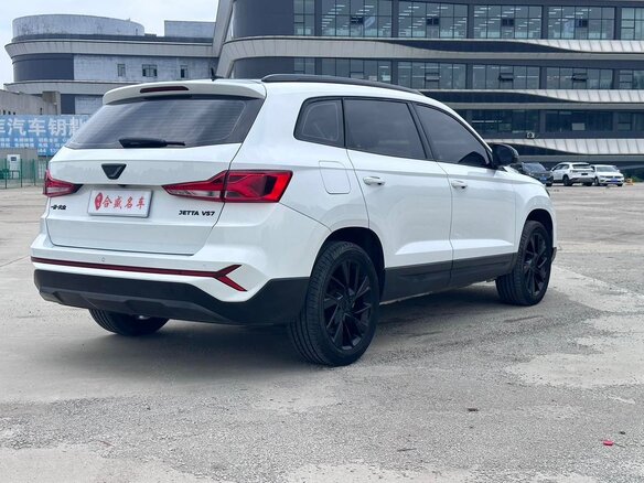 2023 Jetta VS7 I Рестайлинг 1, белый, 1700001 рублей - вид 3