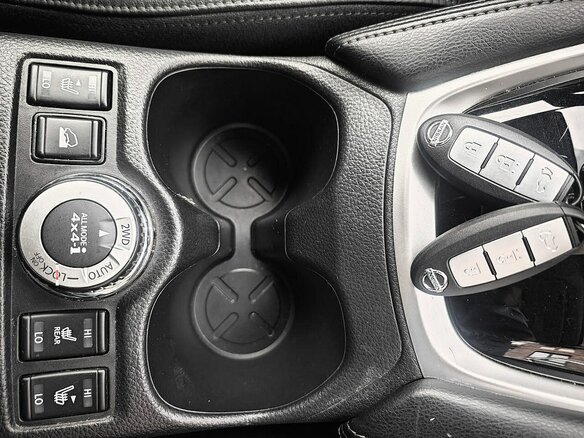 2019 Nissan X-Trail III Рестайлинг, белый, 2100000 рублей - вид 20