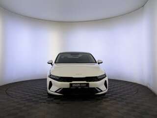 2021 Kia K5 III, белый, 2820000 рублей, вид 2