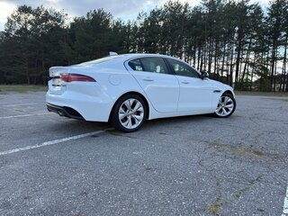2020 Jaguar XE I Рестайлинг, белый, 2250000 рублей, вид 2