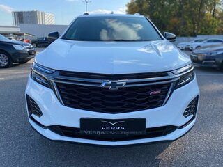 2022 Chevrolet Equinox III Рестайлинг, белый, 2690000 рублей, вид 3