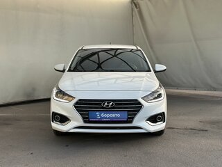 2018 Hyundai Solaris II, белый, 1400000 рублей, вид 3
