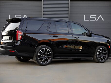 2021 Chevrolet Tahoe V, чёрный, 7250000 рублей, вид 5