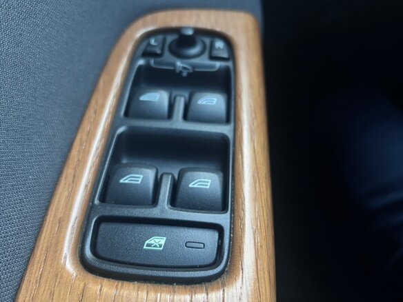 2011 Volvo S40 II Рестайлинг, белый, 980000 рублей - вид 19