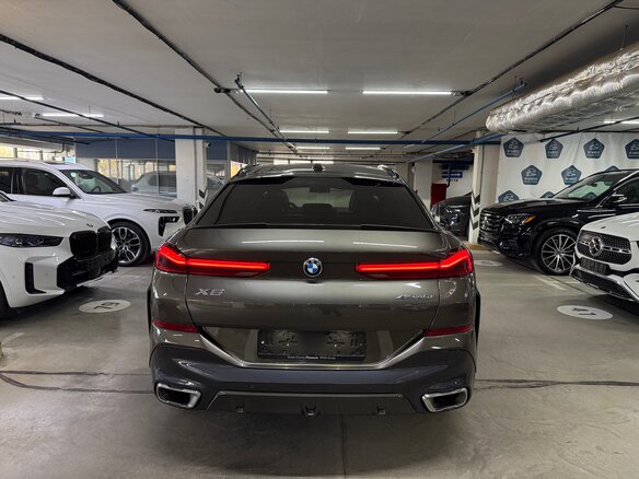 2024 BMW X6 40i III (G06) Рестайлинг, зелёный, 15795000 рублей - вид 6