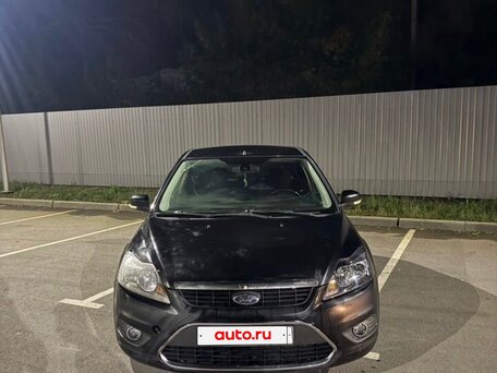 2010 Ford Focus II Рестайлинг, чёрный, 360000 рублей, вид 2