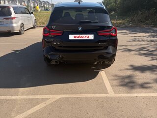 2021 BMW X3 30i xDrive III (G01) Рестайлинг, чёрный, 5600000 рублей, вид 4