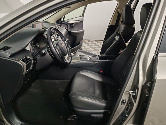 2019 Lexus NX 200 I Рестайлинг, серый, 3549000 рублей - вид 11