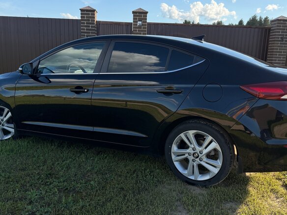 2017 Hyundai Elantra VI (AD), чёрный - вид 5